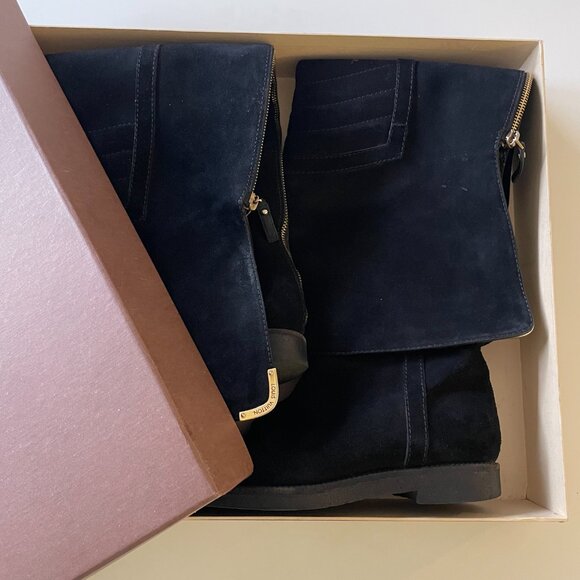 Louis Vuitton Black Suede Zipped Over-The-Knee Boots 37 / US 7 - Picture 16 of 17
